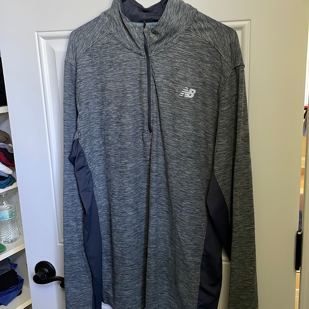 New Balance 1/4 Zip sweater Size XL